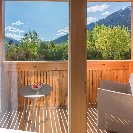 Hotel Residence-garni Haus Tschenett 3*
