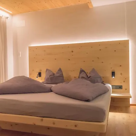 Residence-garni Haus Tschenett 3* Prato allo Stelvio